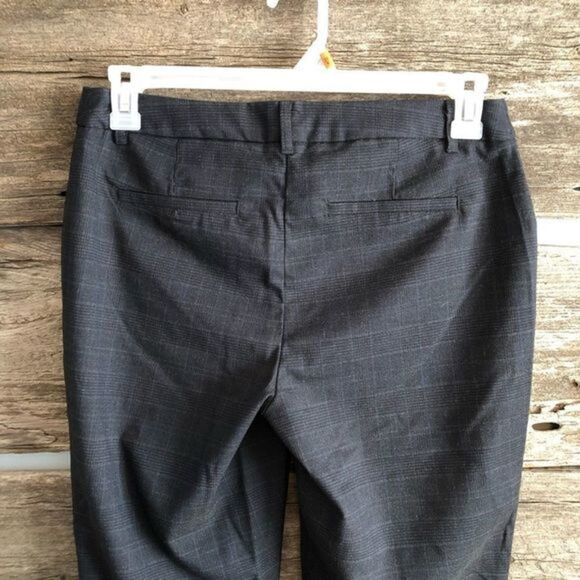 Reitmans Plaid Dress Pants - Size 10 - Picture 4 of 6